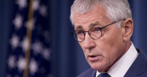 Бывший министр обороны США назвал полной глупостью угрозы Ирану со стороны администрации Трампа