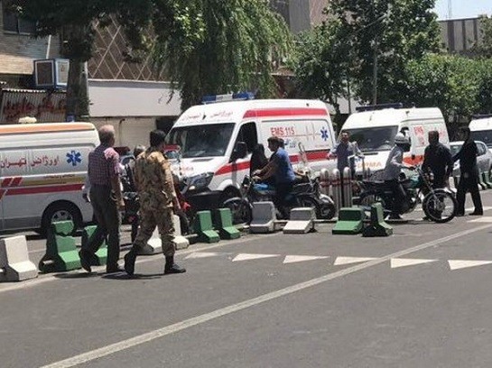 В Иране на военном параде совершен теракт
