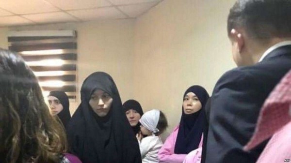 В Ираке по обвинению в терроризме осуждены 9 таджичек