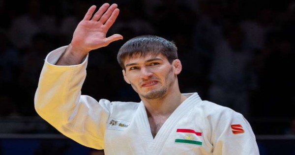 Сомон Махмадбеков завоевал бронзовую медаль в весовой категории -81 кг