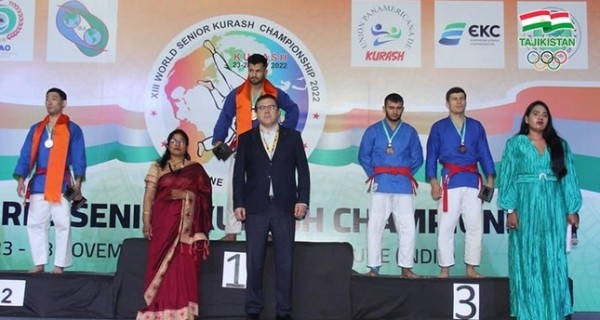 Навруз Каримзод завоевал бронзовую медаль чемпионата мира по борьбе кураш