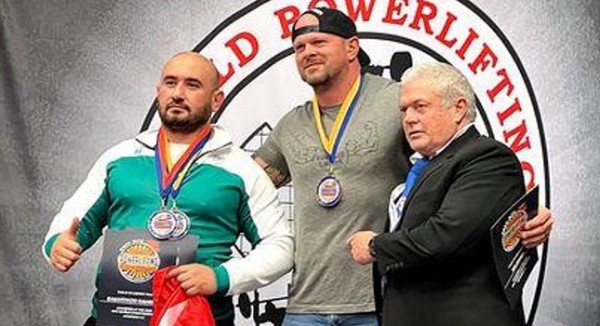 Таджикистанец взял золото на чемпионате мира по пауэрлифтингу в США