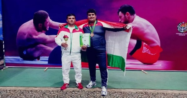 Таджикские спортсмены успешно выступили на чемпионате по мас-рестлингу в Узбекистане