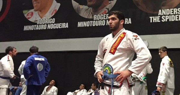 Новый чемпион: джитсер Комил Боймуродов выиграл два турнира в США
