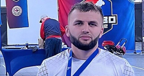 Таджикский самбист завоевал «золото» в США