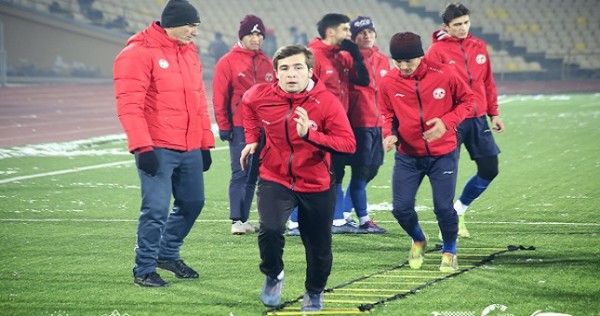 Молодежная сборная Таджикистана (U-19) по футболу продолжает подготовку к финальной части чемпионата Азии