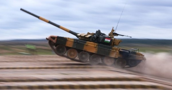 Побеждает скорость - Таджикистан стал лидером дивизиона в "Танковом биатлоне"