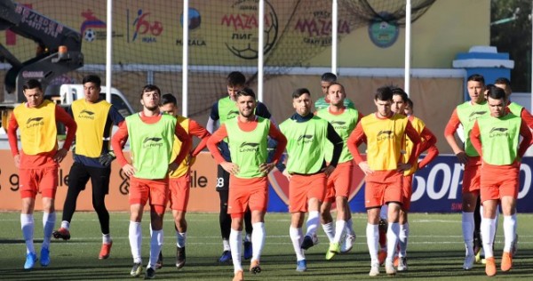 Сборная Таджикистана провела первую тренировку в Улан-Баторе