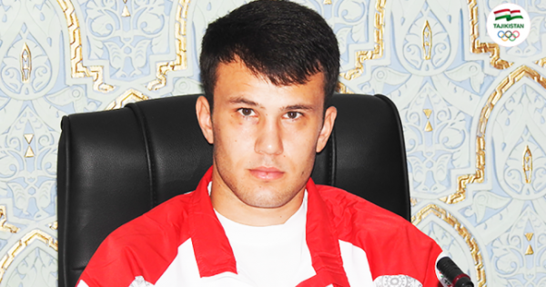 Боксер Баходур Усмонов получит 8 тысяч долларов за победу в чемпионате Азии