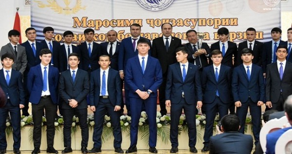 Юношеская сборная Таджикистана признана командой года