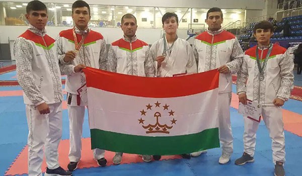Таджикские каратисты завоевали 9 медалей на Чемпионате Центральной Азии