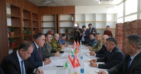 Таджикистан и Киргизия подтвердили свои позиции мирного решения вопросов по теме границы