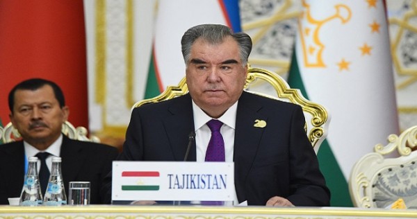 Рахмон призвал мир оказать экстренную помощь Афганистану и Панджшеру