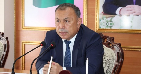 Мэр Худжанда приказал уволить безответственных председателей