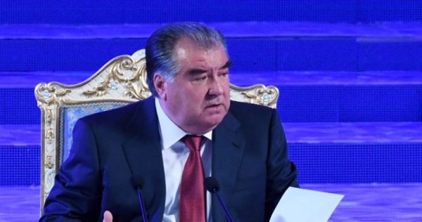 Президент произвел кадровые изменения в органах прокуратуры и судов