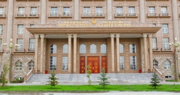 Таджикско-британские двусторонние отношения обсуждены в Душанбе