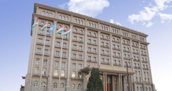 Застрявшие на казахстанско-узбекской государственной границе граждане Таджикистана возвращены на Родину
