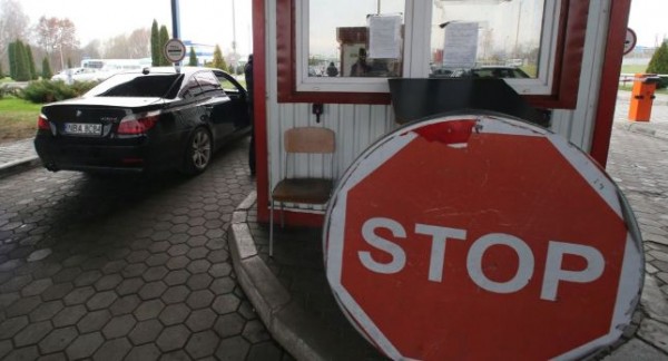 Таджикистан может расширить список "запретных" стран для въезда