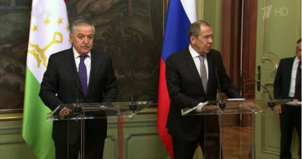 Глава МИД Таджикистана положительно оценил сотрудничество с РФ в сфере трудовой миграции