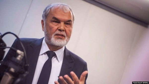 Мухаммад Салих: Не только узбеки, но и таджики должны избавиться от наследия Каримова