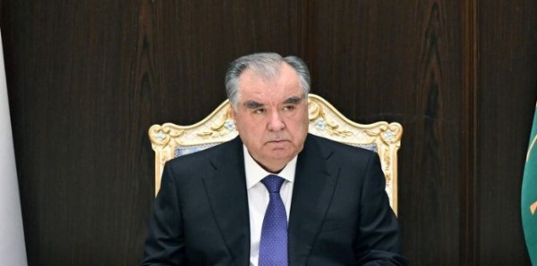 Рахмон и Путин провели разговор: подробности