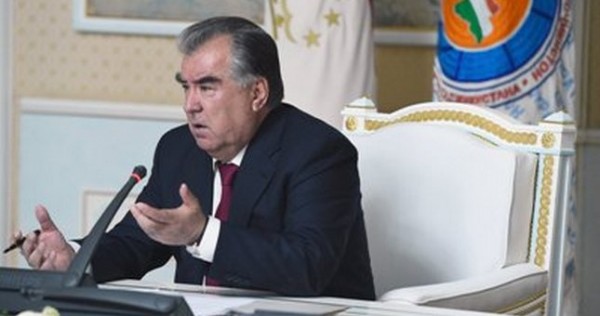 Э. Рахмон призвал однопартийцев начать подготовку к парламентским выборам