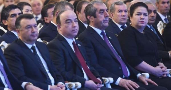Таджикский парламент: ветвь власти или фасадная конструкция?