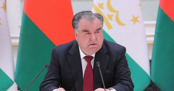 Рахмон отказался от президентских резиденций в Кулябе и Бохтаре