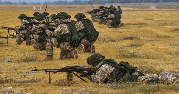 В Таджикистане проходит учение с участием более 1 тыс. российских военнослужащих