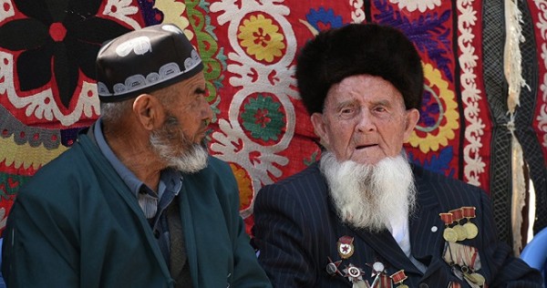 С 1 июля в Таджикистане повысятся пенсии и зарплаты