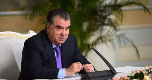 Эмомали Рахмон сменил секретаря Совбеза и помощника президента по вопросам национальной безопасности