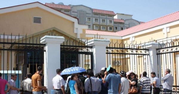 Таджикским выпускникам российских вузов могут упростить получение гражданства?