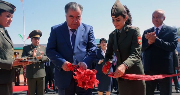 Президент посетил город Бустон