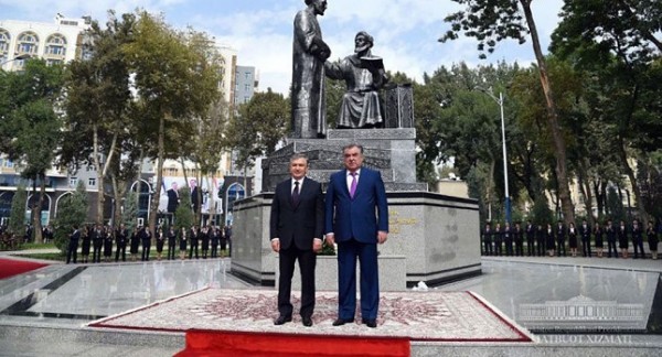 В Душанбе с участием президентов Таджикистана и Узбекистана открылся парк имени Алишера Навои