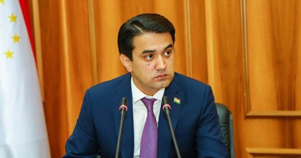 Рустам Эмомали созывает очередную сессию столичного Маджлиса