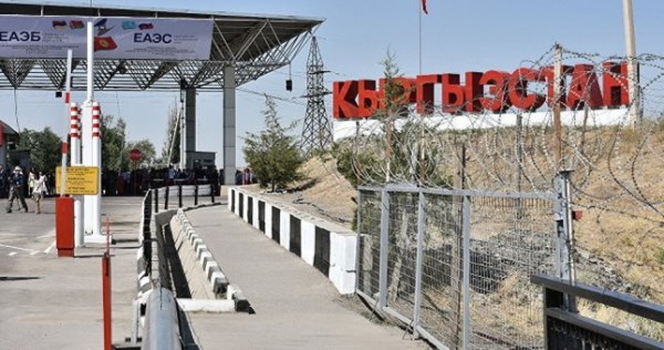 Кыргызстан и Таджикистан обсуждают сроки безвизового пребывания граждан
