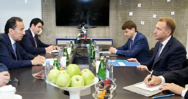 Посол Таджикистана встретился с руководством «Внешэкономбанка» и «Газпром Интернешнл»