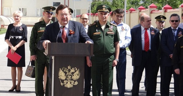 В госпитале при 201-й РВБ открылись мемориальная доска и музей