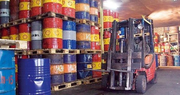 Двое граждан Таджикистана пытались нелегально вывезти из Кыргызстана 24 тонны ГСМ