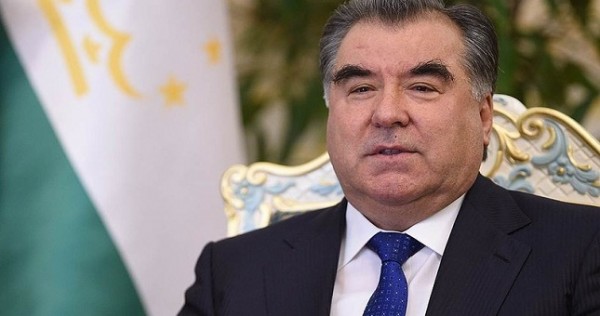 Президент произвел кадровые изменения в судах, таможне, руководстве ряда городов и районов