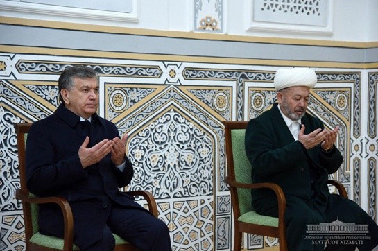 Шавкат Мирзиеев: "Мы виноваты, что люди ищут работу зарубежом