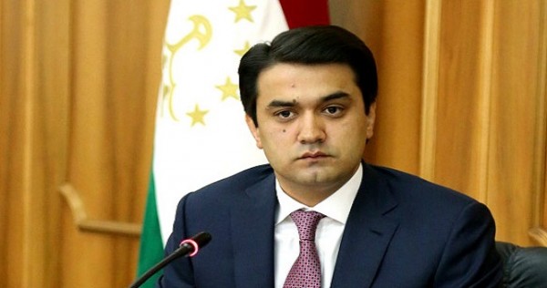 Рустам Эмомали попросил Агентство по борьбе с коррупцией проверить финансовую деятельность мэрии