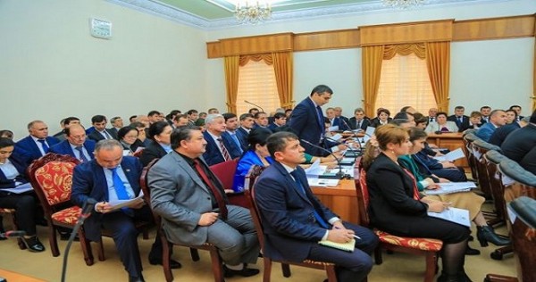 Председатель города Душанбе Рустами Эмомали потребовал ещё большего повышения качества работы соответствующих структур города