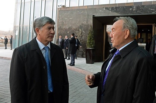 Атамбаев Назарбаеву: «Не надо нас учить, мы нашли свой путь!»