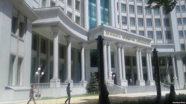Президентская администрация: "Не занимайтесь самовосхвалением!"