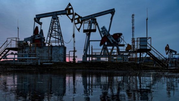 Пакистан не хочет платить за нефть из России в долларах
