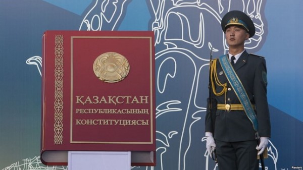 Центральная Азия: традиции менять конституцию