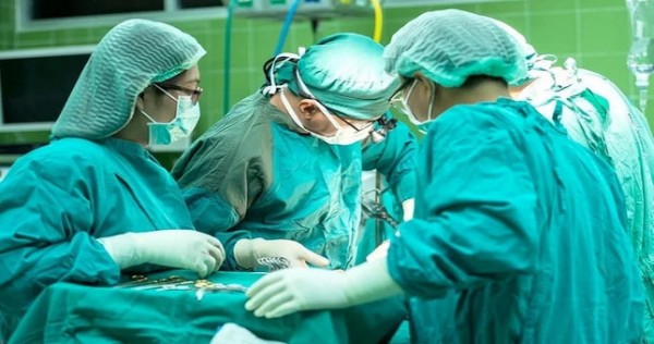 В худжандской больнице внедряют современные методы хирургических операций