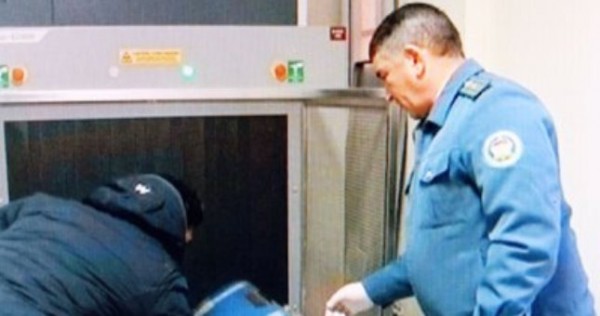 Гражданин Афганистана пытался провести в Таджикистан около 4 кг «синтетики»