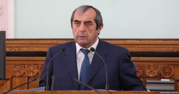 В Душанбе под председательством Убайдуллоева проходит заседание Маджлиси Милли